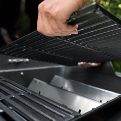 Spirit® E-325 Gas Grill Stealth® Edition (Liquid Propane)
